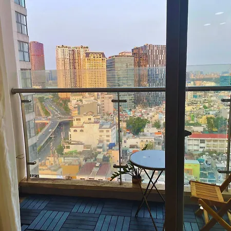 Pool View Central Midtown District 4 Millennium Apartment Saigon Riverside